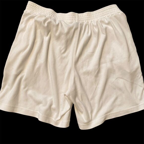 Bundle of 2 Large White Shorts PolyCotton Nautical Elastic Waist Wide 7" inseam - Picture 7 of 13